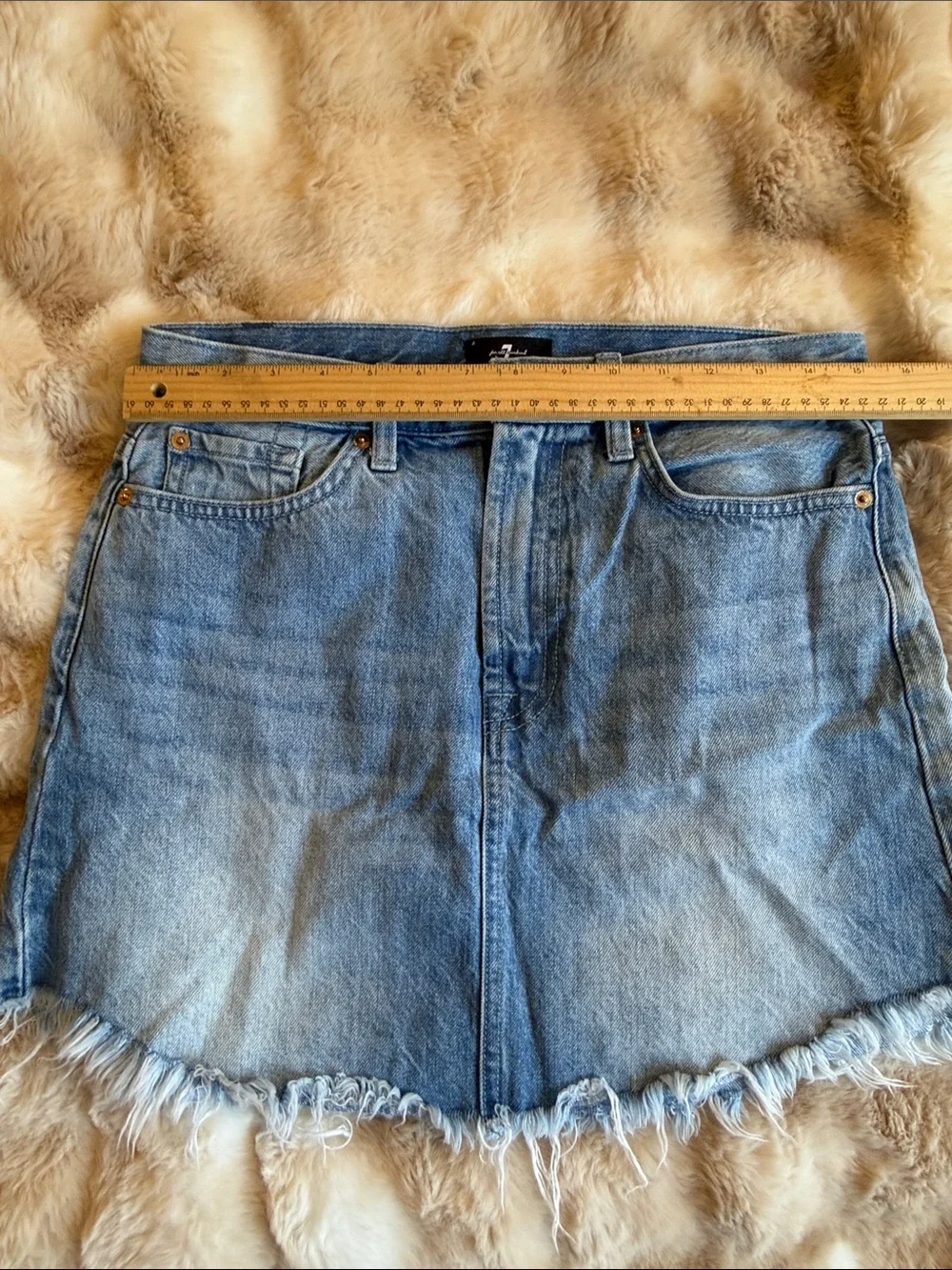 7 for all mankind denim mini skirt distressed hemline light wash size 29 - Picture 5 of 11